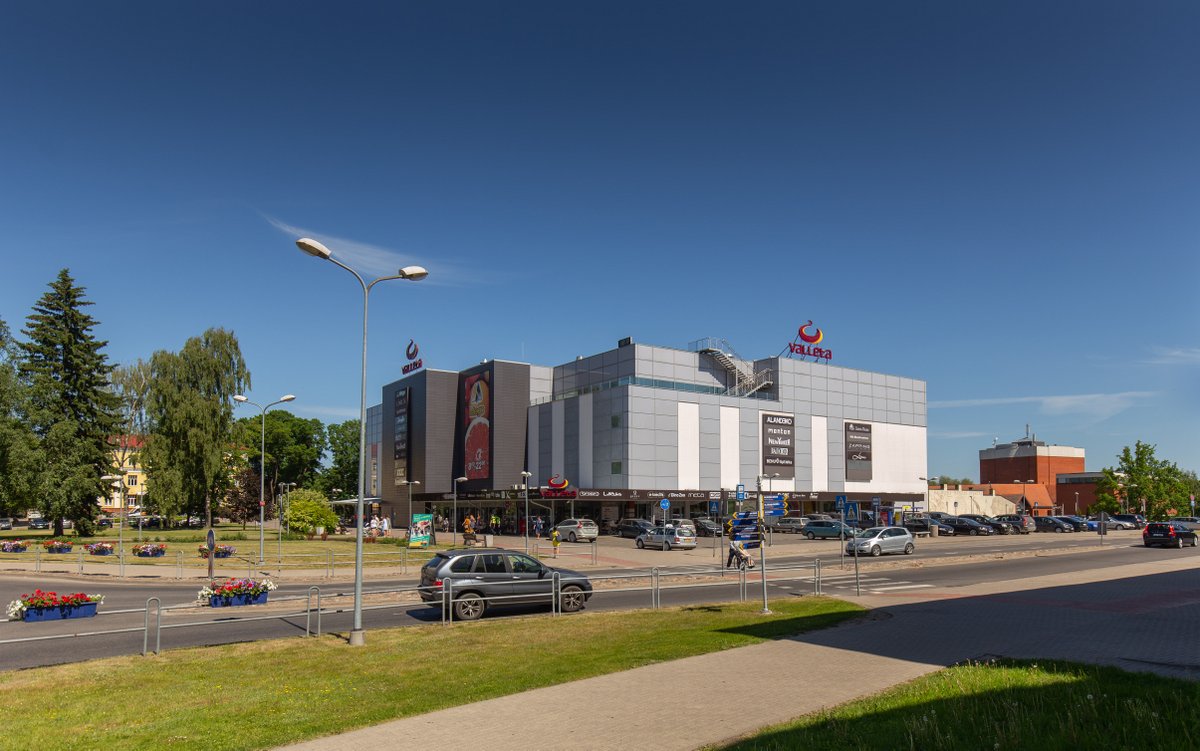 pārskati par tirdzniecības centra darbu